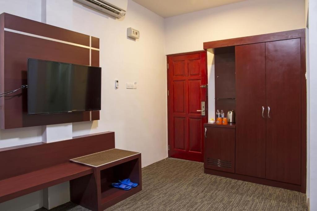 D'Merlion Hotel Pembunuh エクステリア 写真