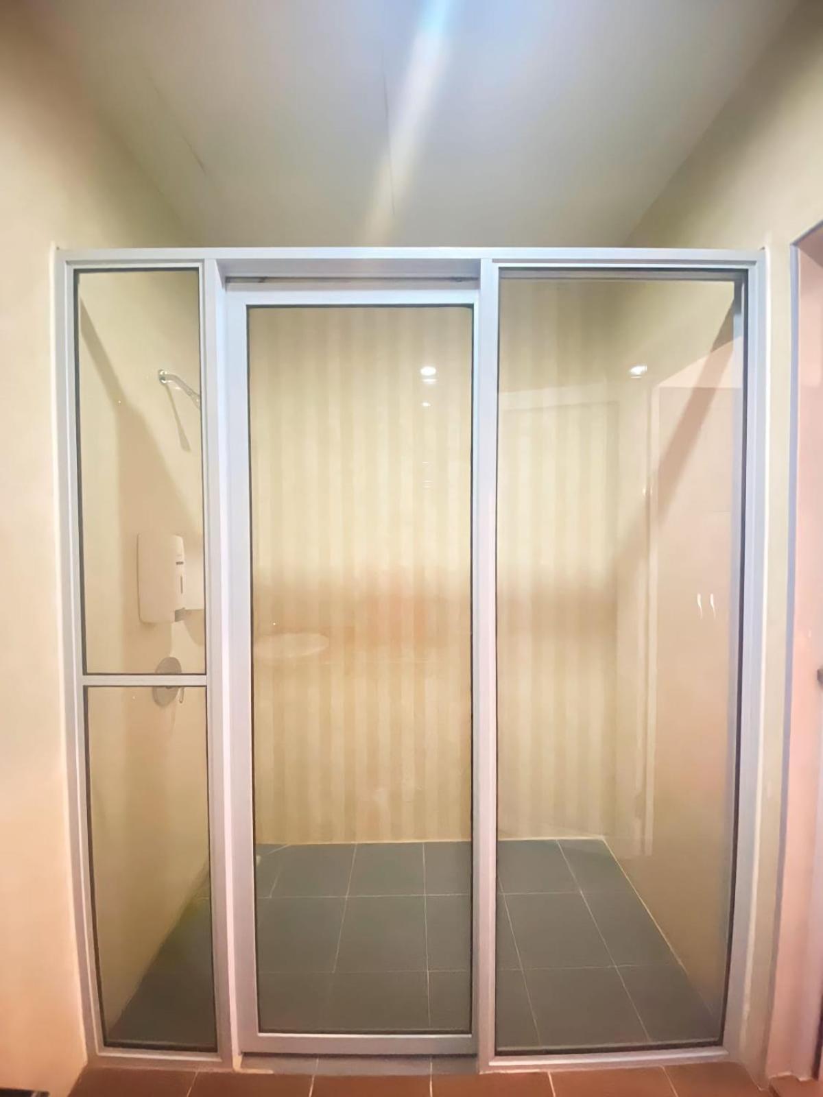 D'Merlion Hotel Pembunuh エクステリア 写真